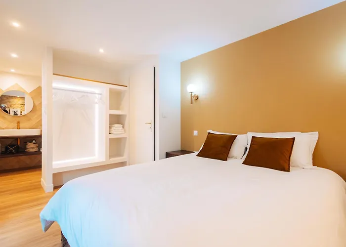 Le D Ici Et D Ailleurs Ariege Pyrenees *