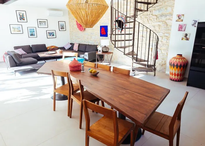 Le D Ici Et D Ailleurs Ariege Pyrenees Semesterbostad Baulou