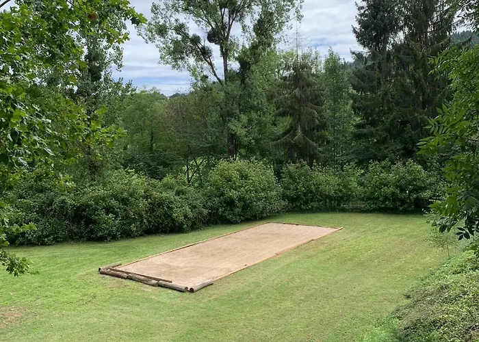 Le D Ici Et D Ailleurs Ariege Pyrenees Semesterbostad